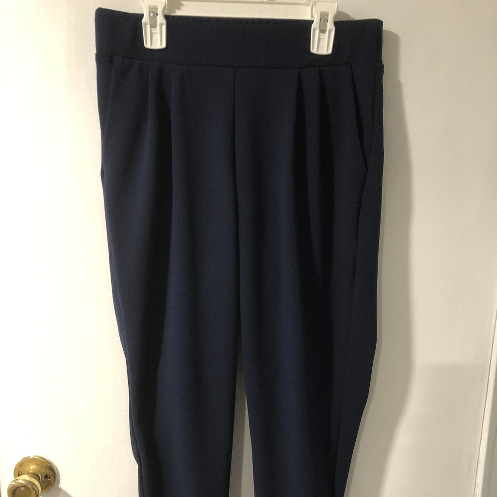 Used womens pants size M color blue